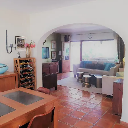 Casa De Rosas * Teulada